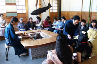 Tea Ceremony by the Shizuoka Prefecture Tea Ceremony Association